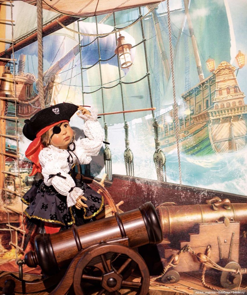 Бригантина подымает паруса