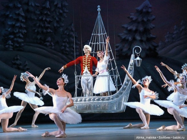 Ruby Red. Театр балета | Бэйбики Ruby Red. Театр балета — Куклы Ruby Red (Руби Ред) Fashion Friends: Siblies