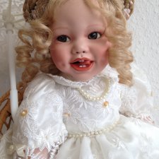 Фарфоровая кукла - Фарфоровая девочка-улыбашка купить в Шопике ...