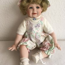 Фарфоровая кукла 1994 г. Chelsea by Connie Walser Derek от Hamilton Collection Фарфоровая кукла 1994 г. Chelsea by Connie Walser Derek от Hamilton Collection