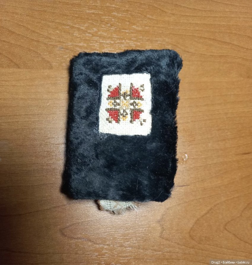 Создание книг — Авторские украшения и аксессуары для кукол: фото (фото 7)