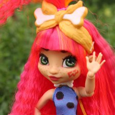 Cave Club. Яркая Эмберли