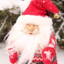 Чем заняты Дед Мороз и Снегурочка?