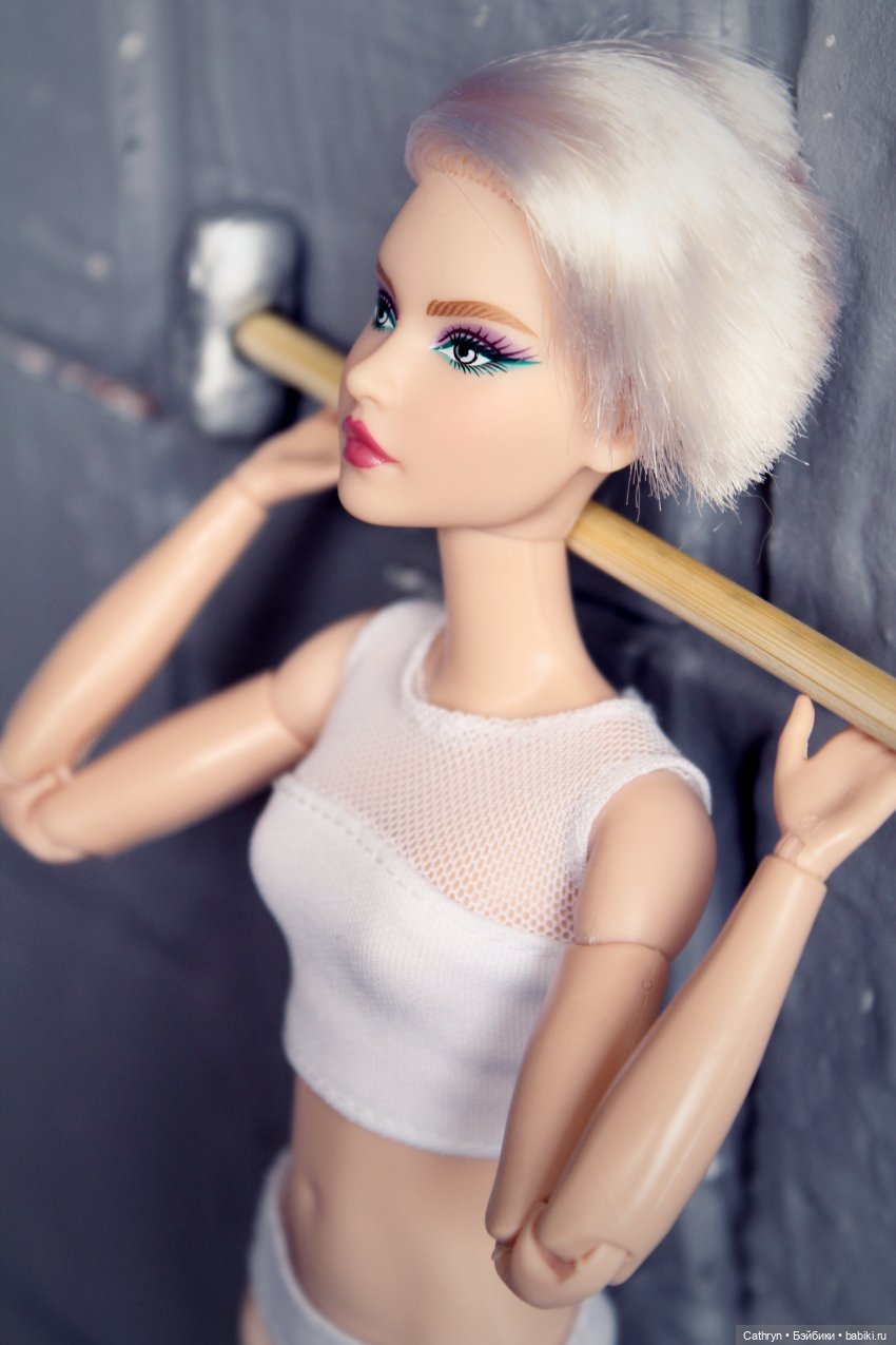 Музфест 2023: Miley Cyrus, Wrecking ball (фото 3)