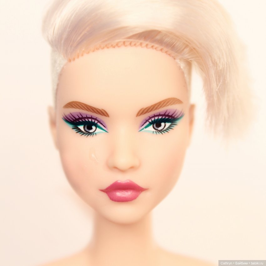 Музфест 2023: Miley Cyrus, Wrecking ball (фото 2)