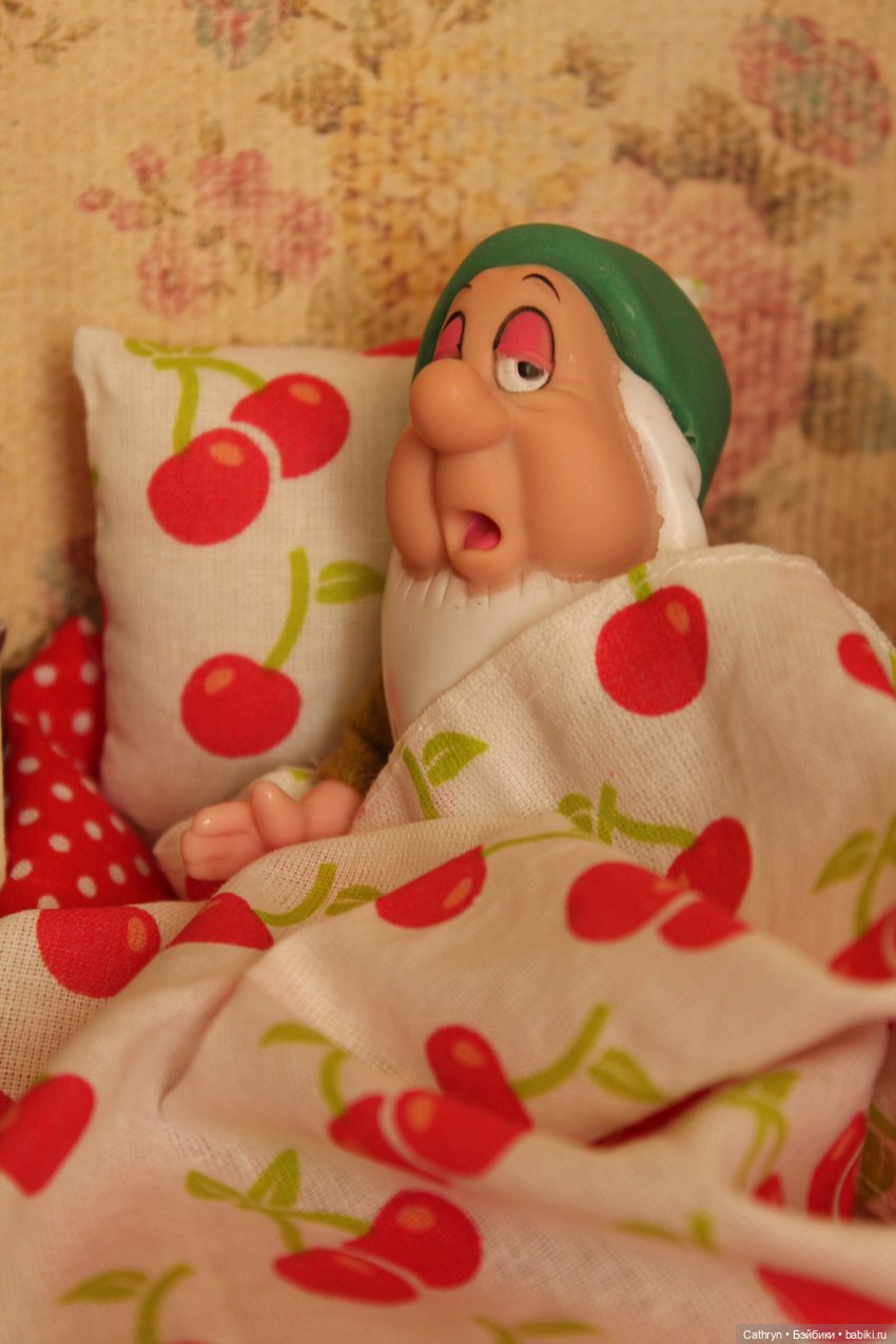 Восьмой гном Белоснежки🤗 — Куклы Disney Animators и Принцессы Диснея: Disney Store (фото 6)
