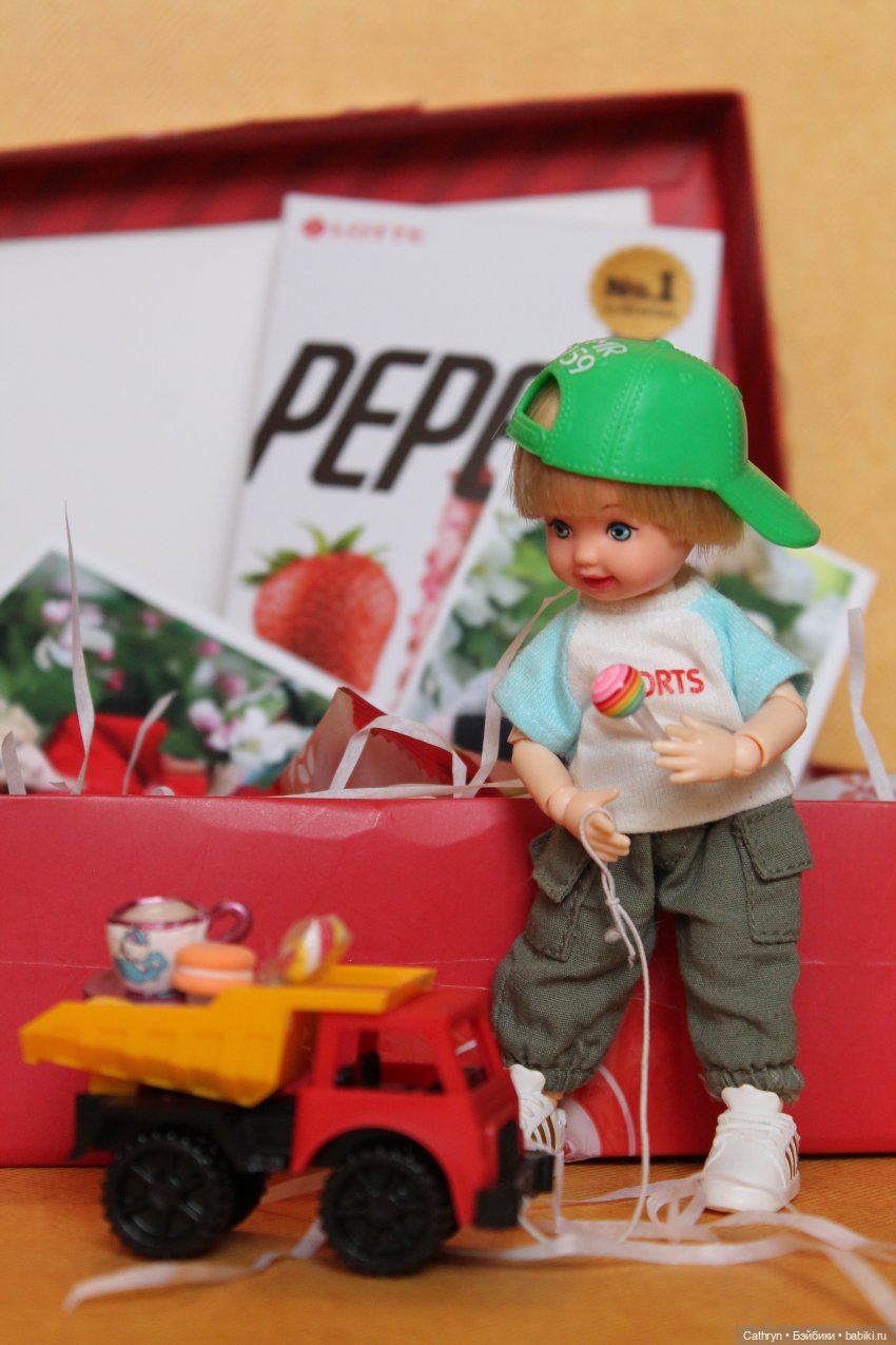 Подарки для младшего Ликса;)