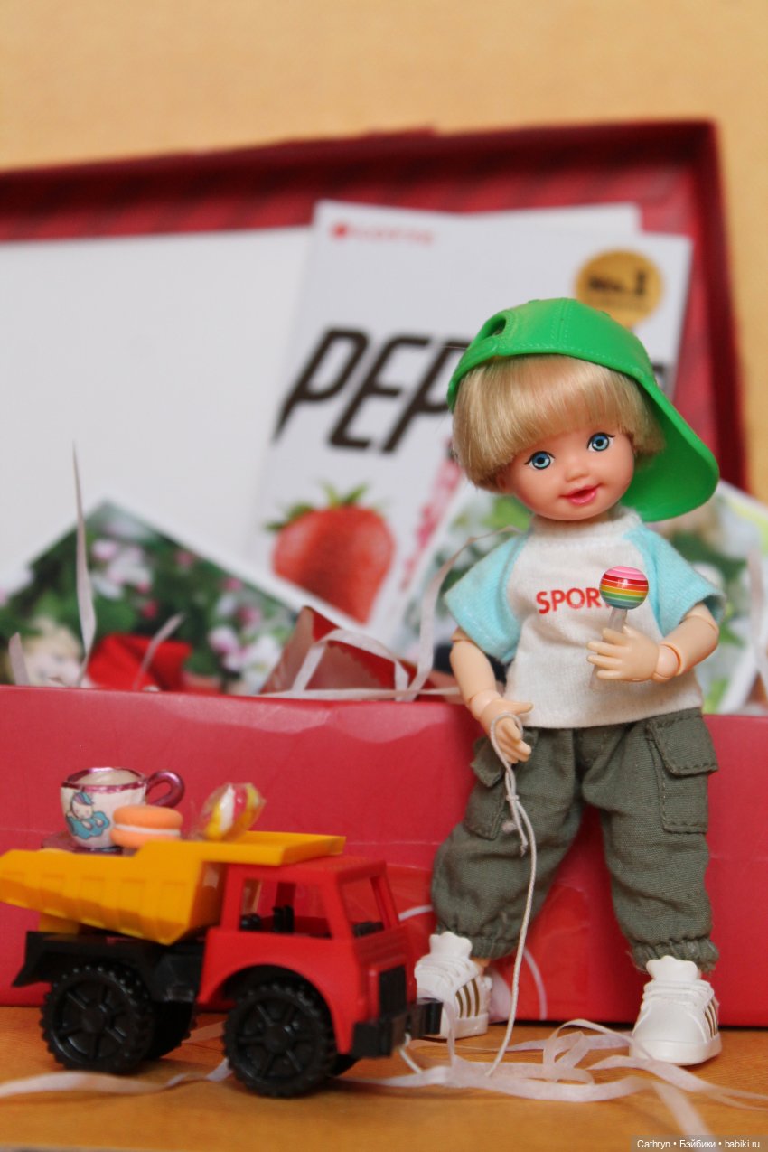 Подарки для младшего Ликса;)