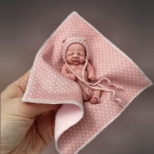 Реалистичный силиконовый пупсик