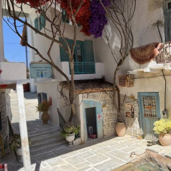 Уголок Греции в 1:24 — румбокс от James Kelly