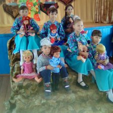 Дети и куклы