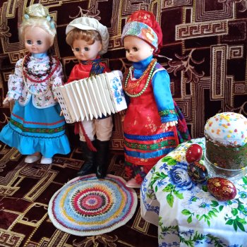 Праздник Пасхи наступил и к друзьям можно в гости сходить и повеселиться