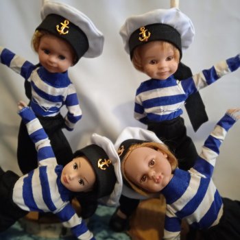 Танец моряков" Яблочко " в честь дня России