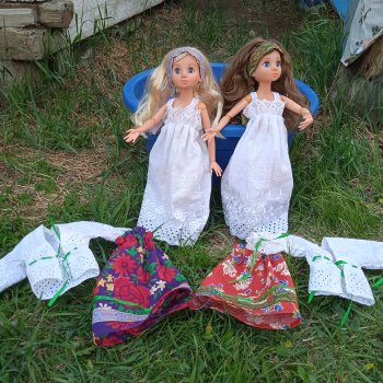 Праздник Ивана Купала-  а костер согреет теплом  и вода очистит душу .