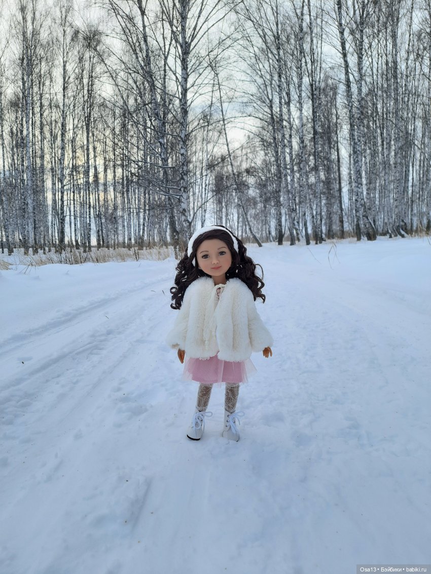 Прогулка Кайлы в зимнем лесу (фото 3)