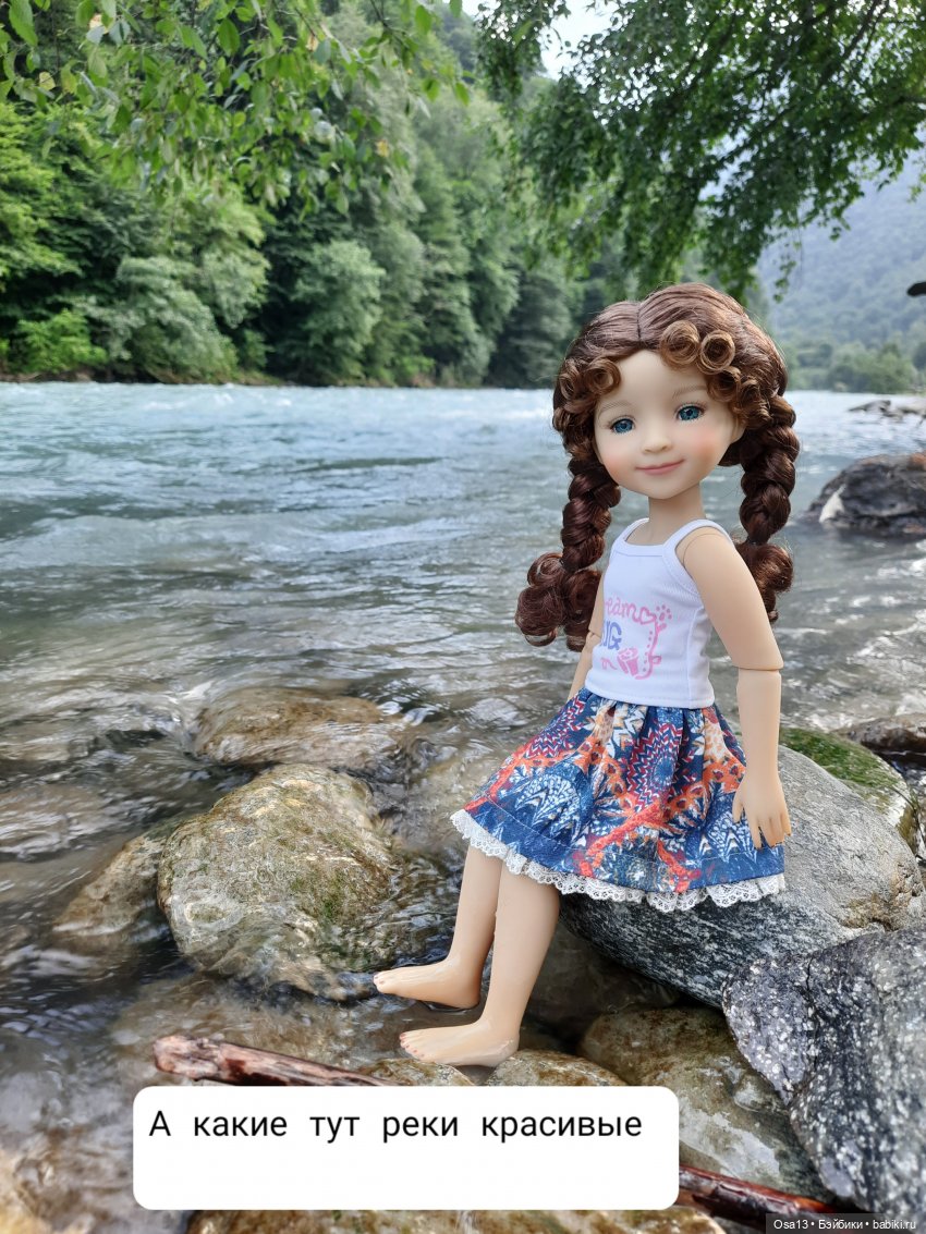 Путешественница — Куклы Ruby Red (Руби Ред) Fashion Friends: Siblies (фото 8)