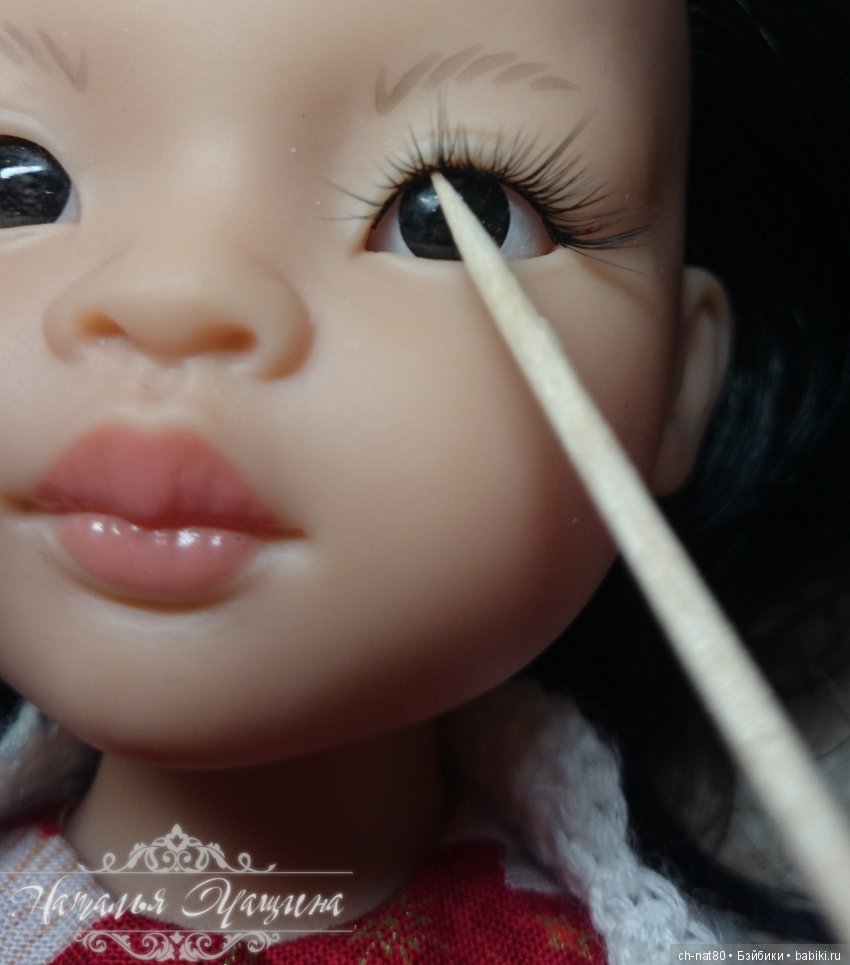 Кукольный макияж с накладными ресницами