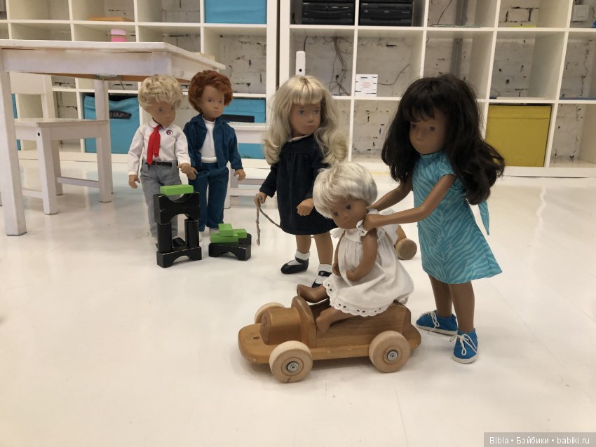 Любовь к Сашам как любовь к искусству, Sasha doll