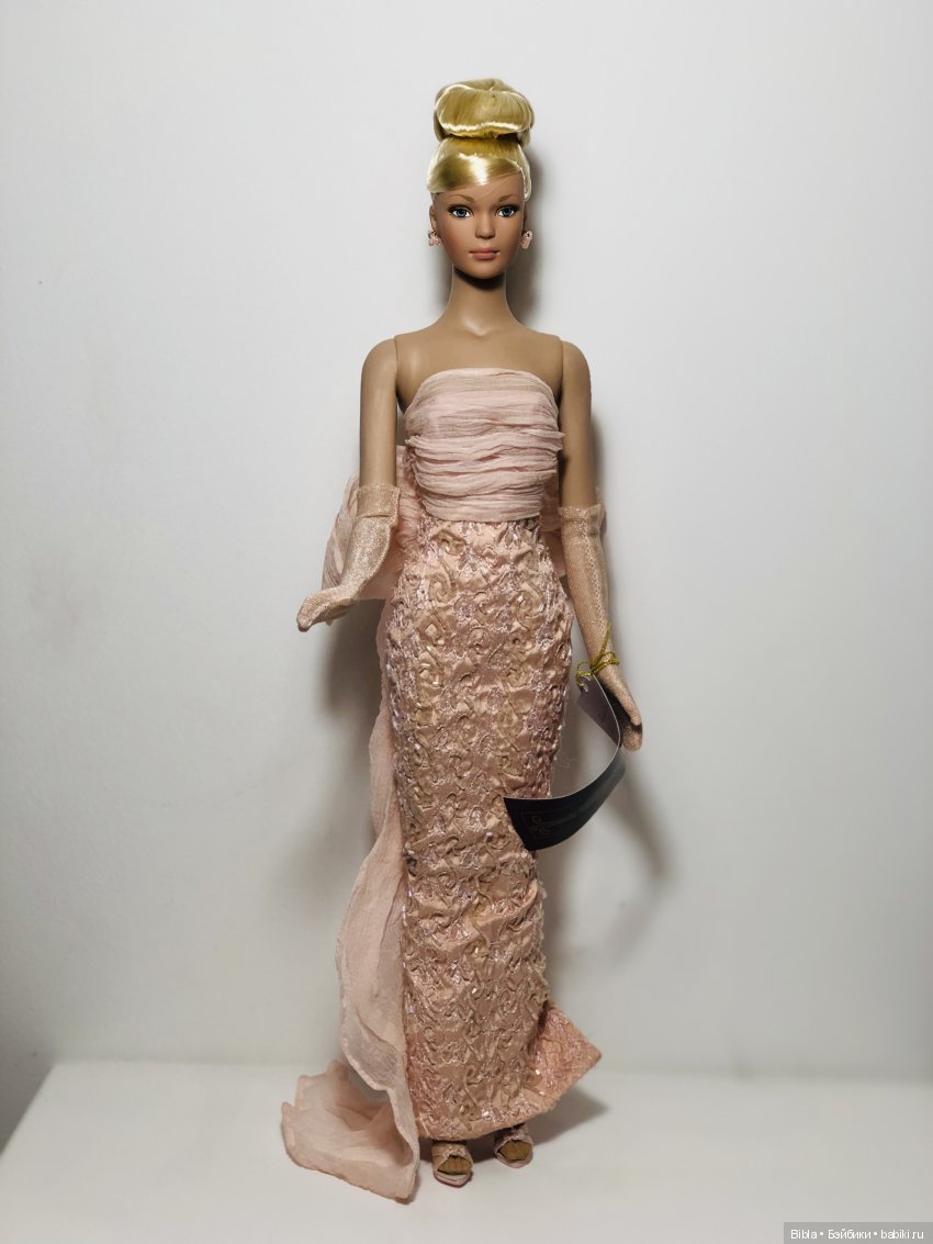 Роберт Тоннер. Конкурс красоты