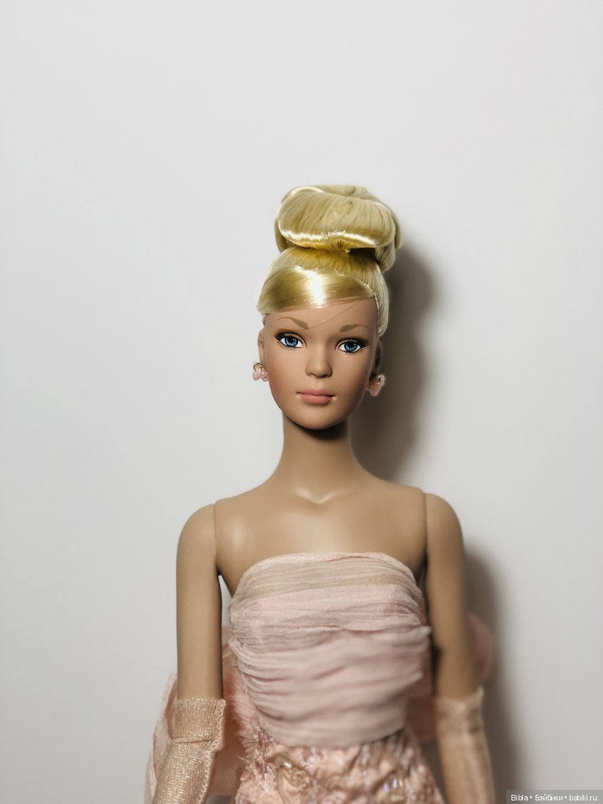 Роберт Тоннер. Конкурс красоты