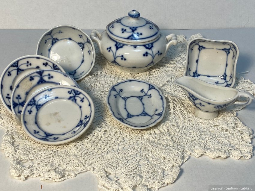 Антикварная кукольная посуда с "синим луком" (фото 3)
