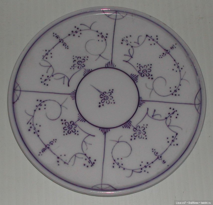 Антикварная кукольная посуда с "синим луком"