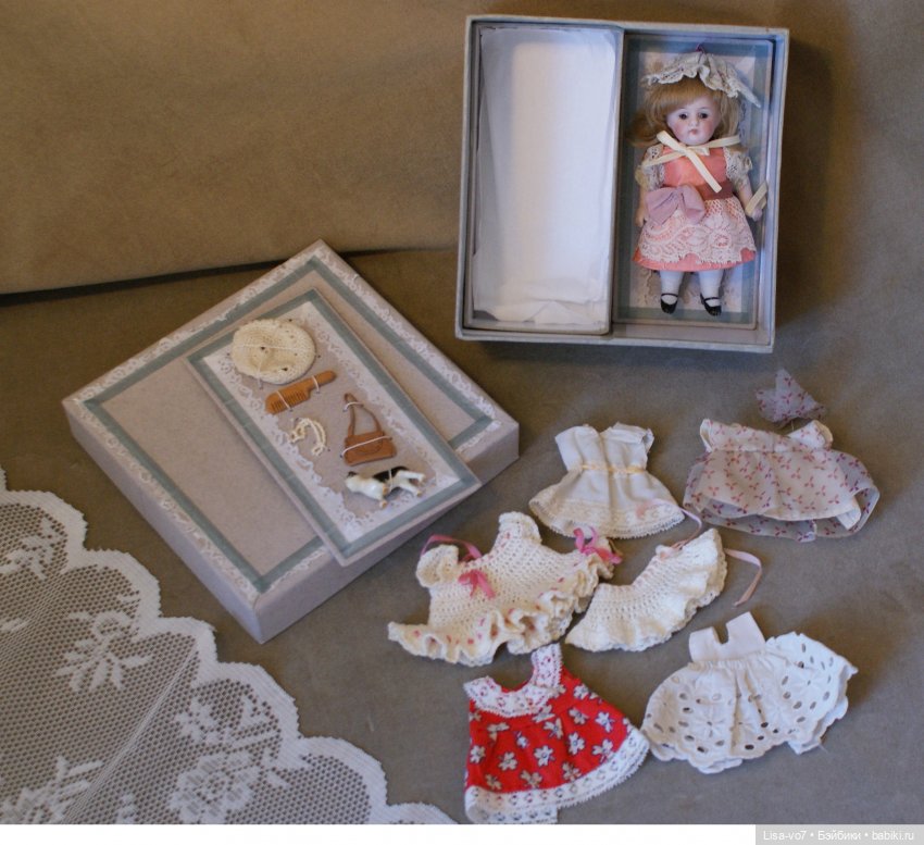Моя первая кукольная коробочка для антикварочки (фото 3)