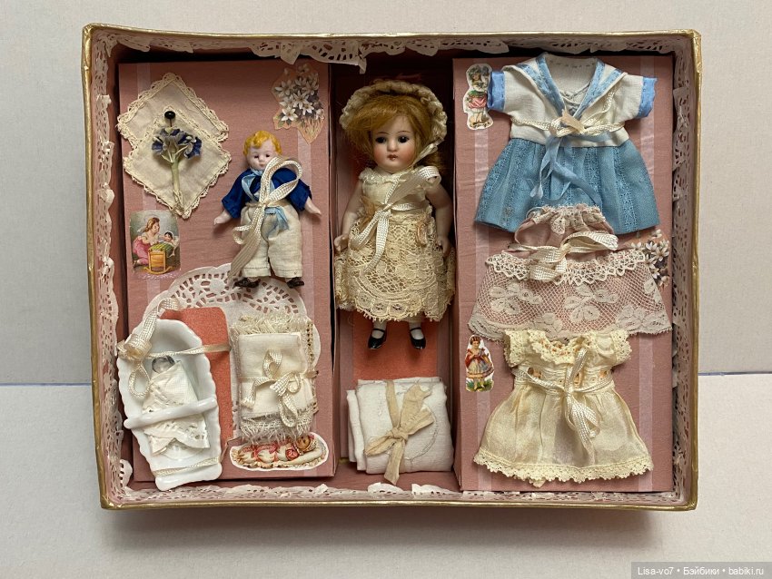 Девочка с лошадкой. Коробочка для антикварной куклы