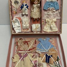 Девочка с лошадкой. Коробочка для антикварной куклы.