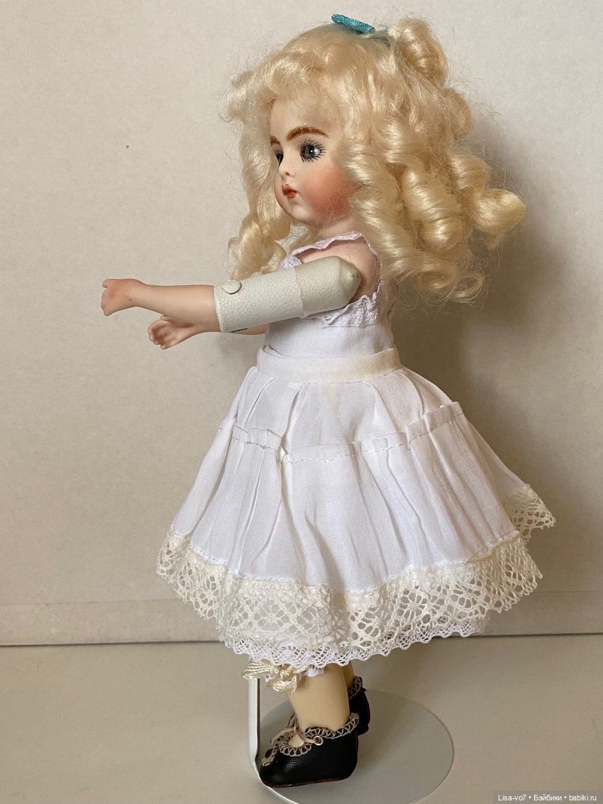 Бантик. Платье для антикварной куклы по образцу (фото 9)