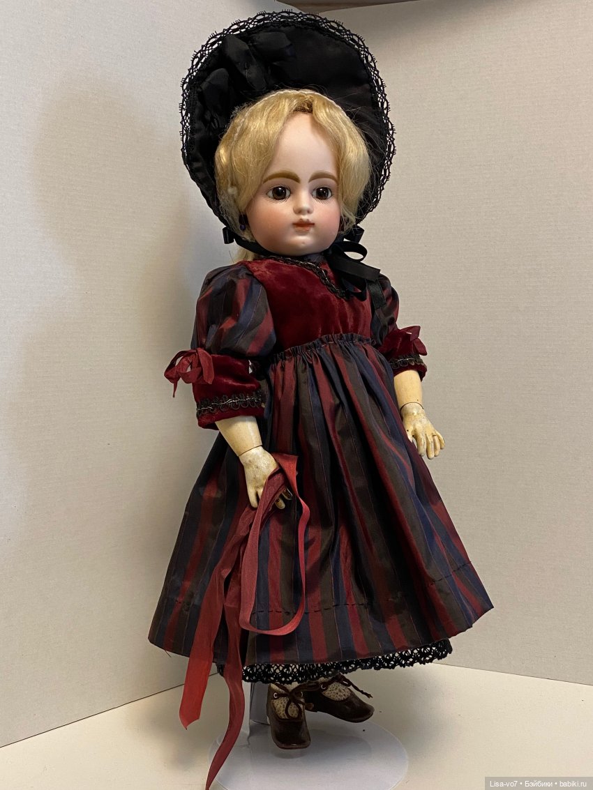 Черная шляпка — Редкие антикварные куклы и реплики: воск (фото 8)