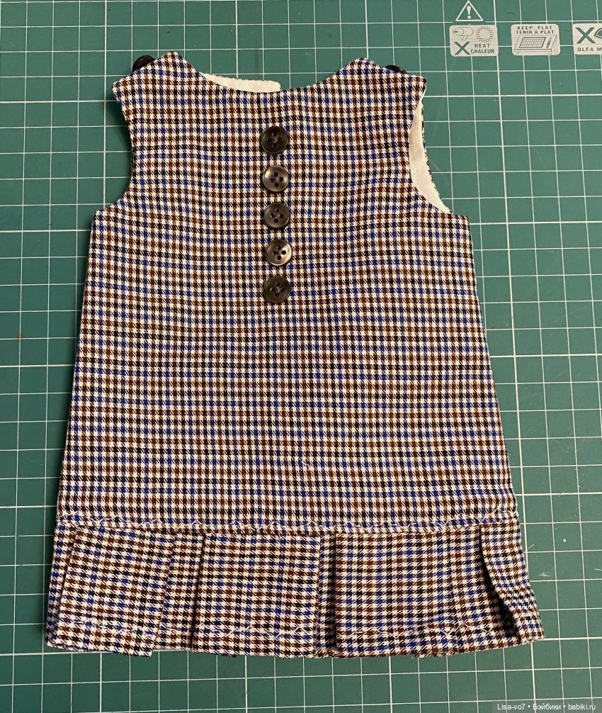 Новый сарафан — Одежда и обувь для кукол своими руками: фото (фото 2)