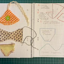 Несколько выкроек для маленьких винтажных кукол .