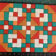 Процесс создания очередного кукольного "ящика".