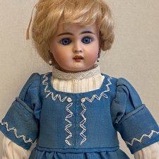 Маленькое шерстяное платье.