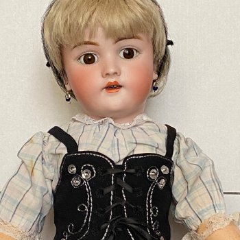 Красная шапочка .