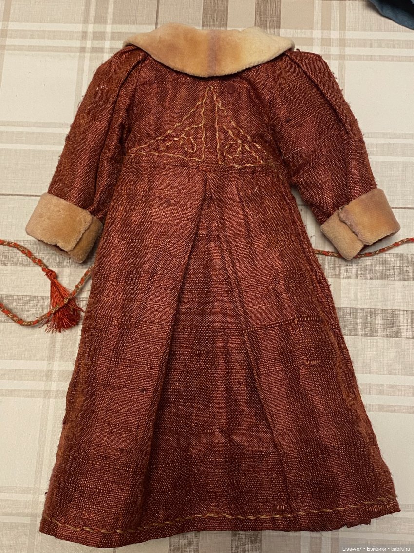 Лацбант и бархатный воротник (фото 9)