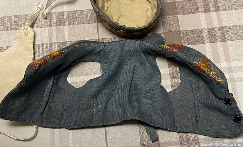 Лацбант и бархатный воротник (фото 5)