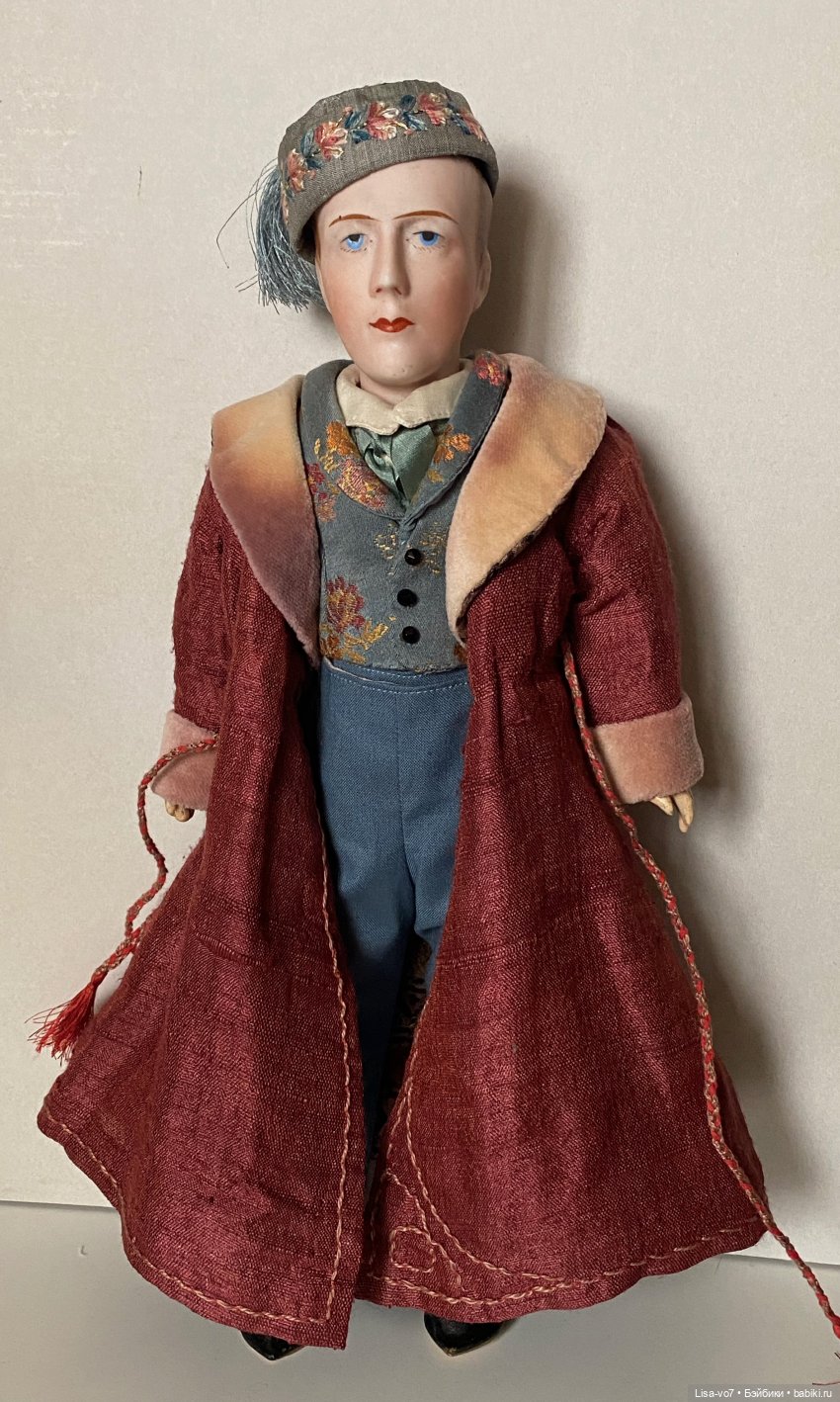 Лацбант и бархатный воротник