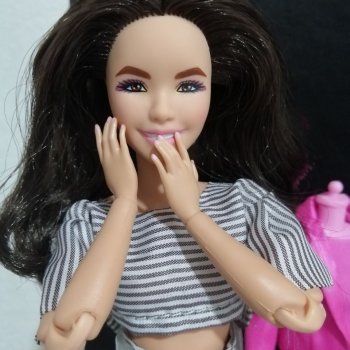 Обзор на барби Глорию из фильма "Барби"