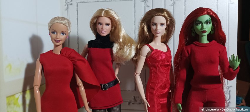 Итоги года 2025 — Куклы Barbie (Барби): Looks (фото 4)