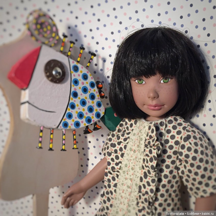 LeeAnn примеряет одежду — Куклы LeeAnn (Denis Bastien) и Marianna Oldenburg: винил