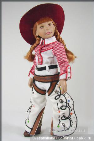 LeeAnn примеряет одежду — Куклы LeeAnn (Denis Bastien) и Marianna Oldenburg: винил