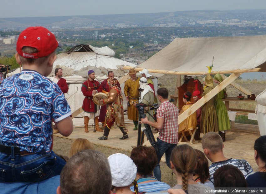 Путешествия осени: Укек реконструкция средневекового города на Волге