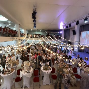 Призрачный заяц (Бал кукол в Новосибирске)