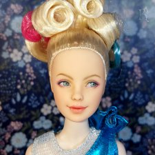 Новое лицо Барби молд Маки