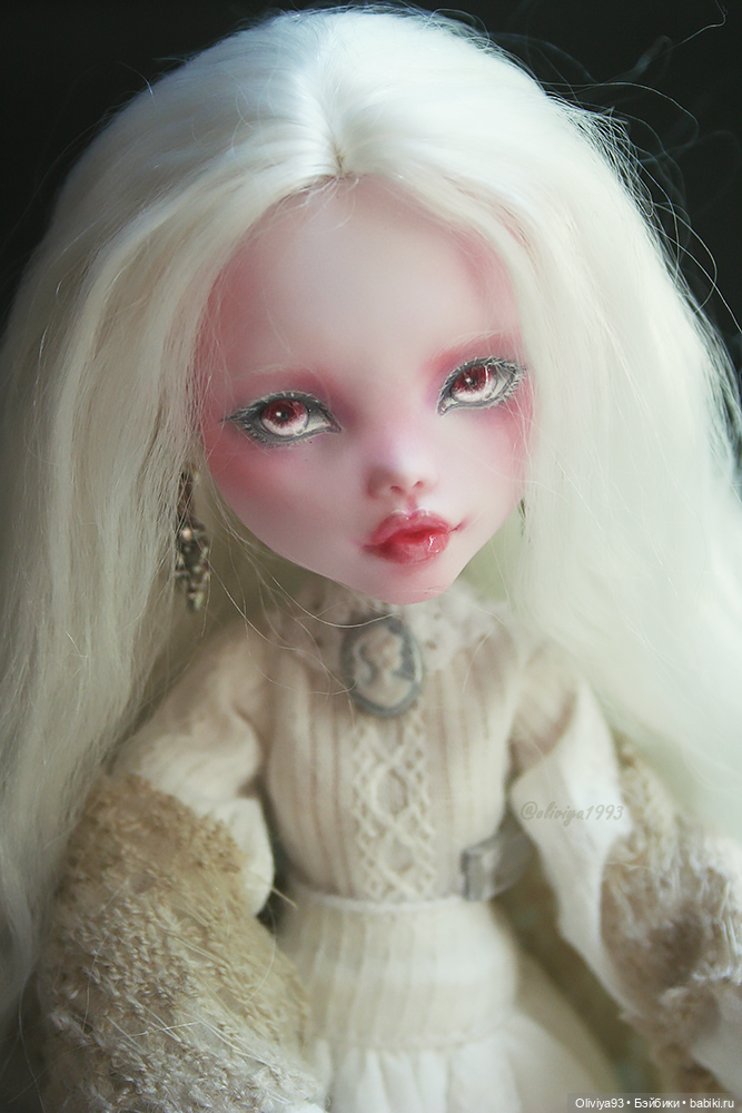 OOAK Гарпия Белая ворона (DollWorkshop)