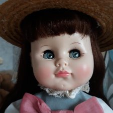 Обидеть куклу может каждый и даже ноги оторвать