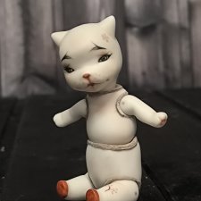 Фарфоровый кот