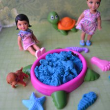 Малыши на прогулке, продолжения дня из жизни детского садика